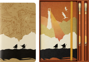 Zestaw Moleskine LORD OF THE RINGS Zestaw: notes 13x21cm + zeszyt Cahier L + 2 ołówki + box